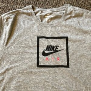 Nike tee
